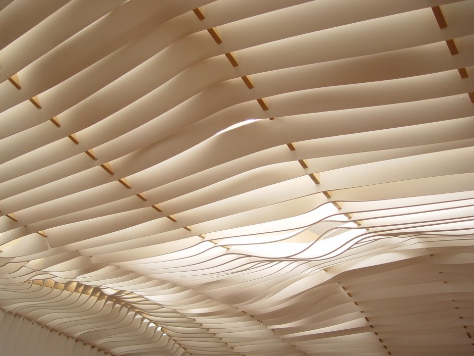 Плетеный потолок из фанеры