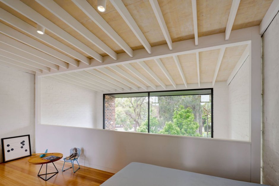 Потолок на даче из фанеры