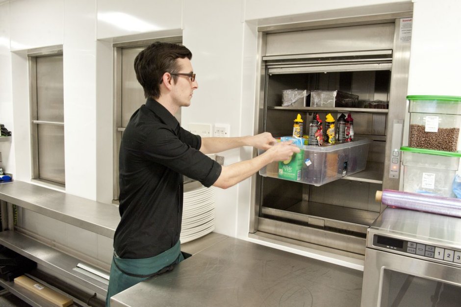 Лифт для кафе и ресторанов