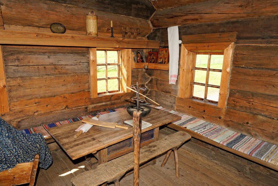Горница в доме