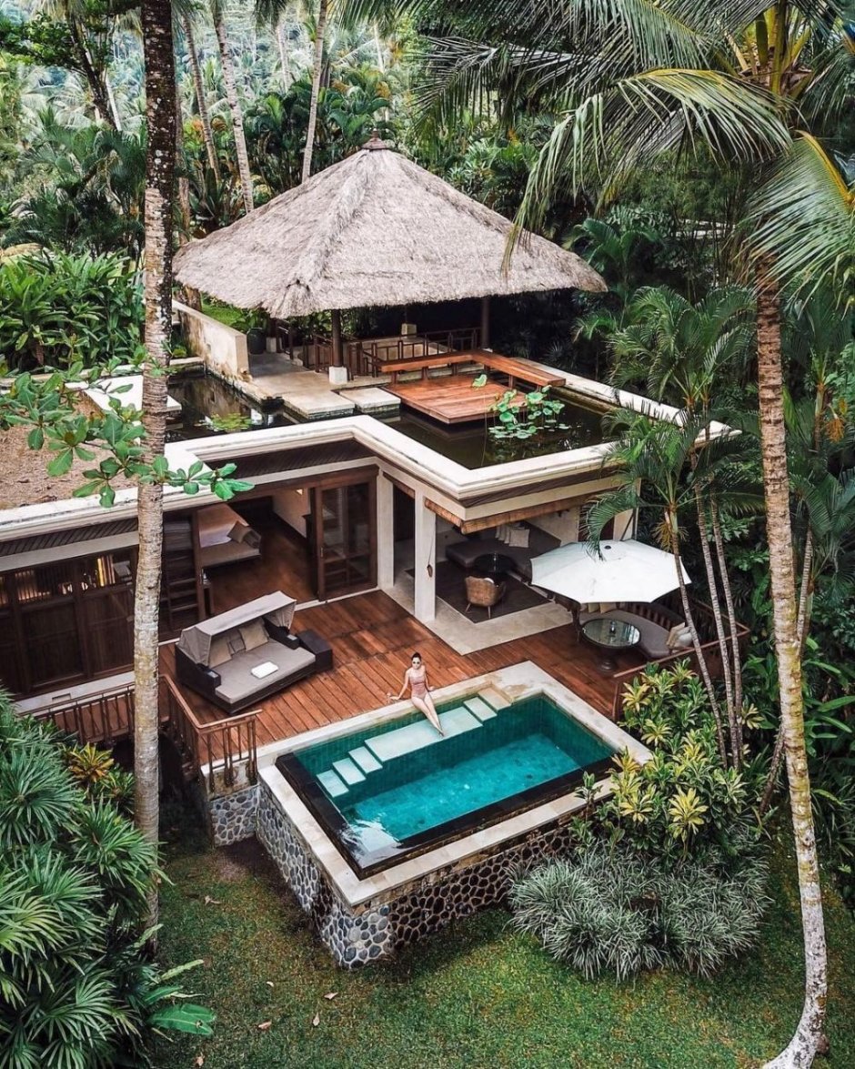Вилла на Бали в джунглях