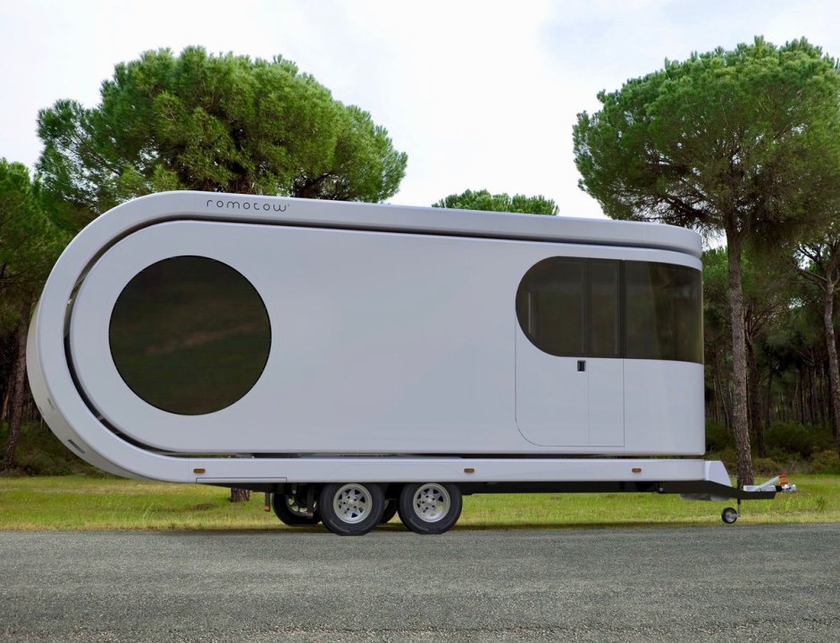 Romotow Camper