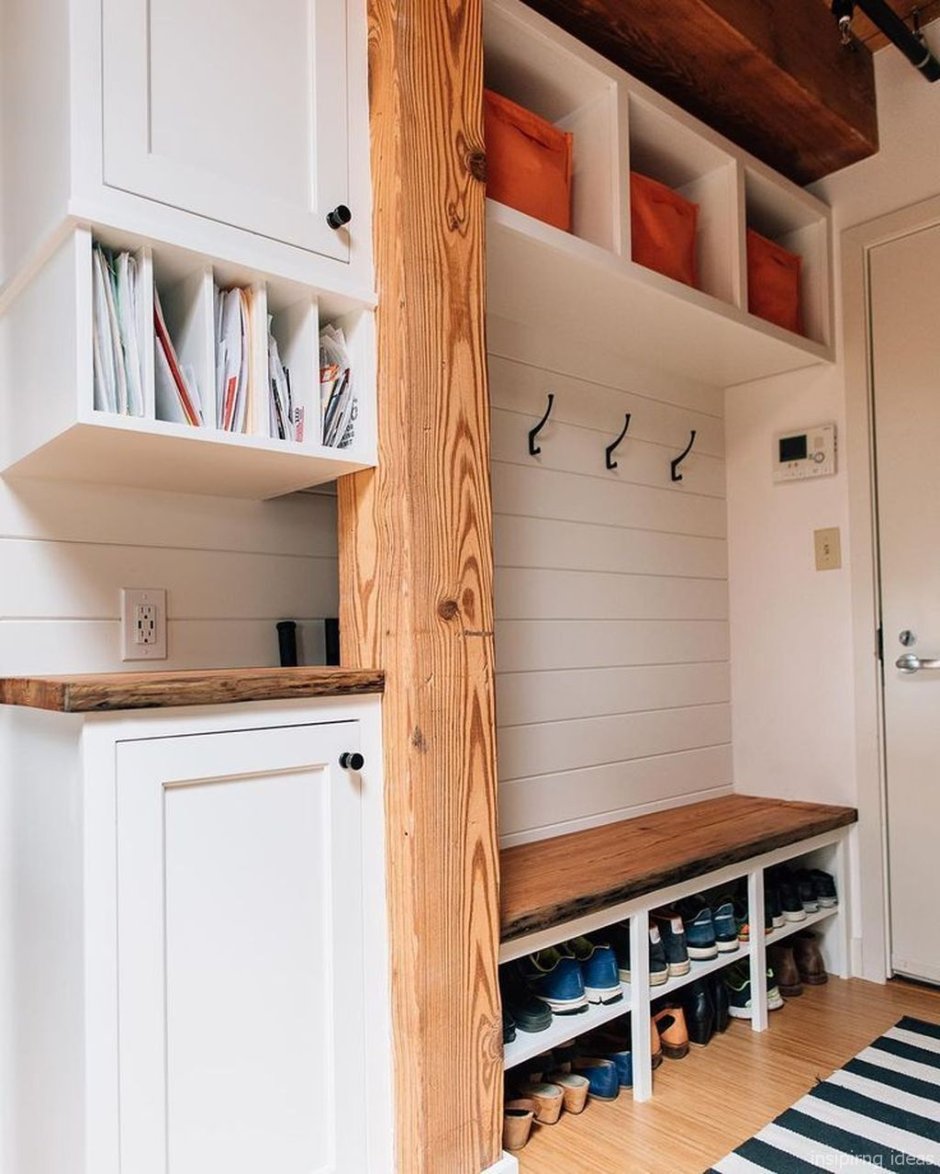 Встроенный шкаф в скандинавском стиле