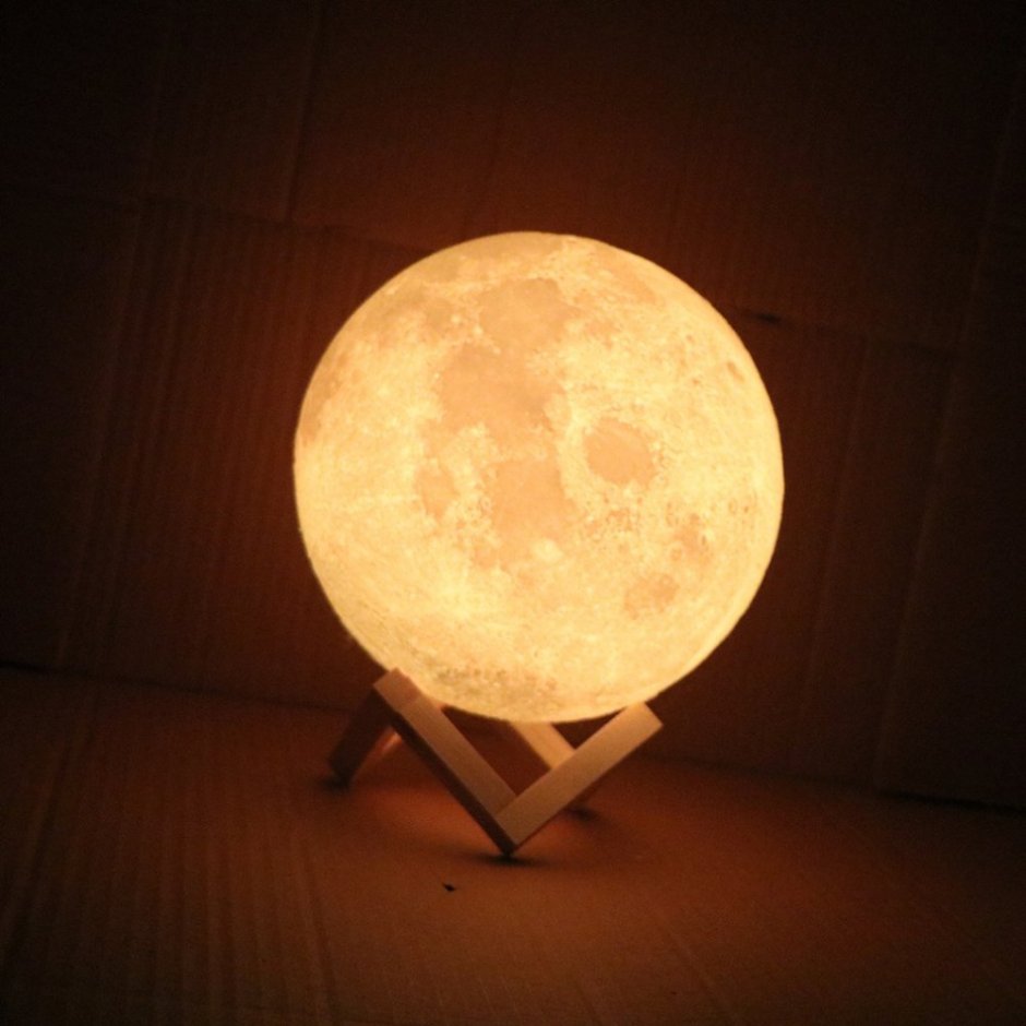 3d Printed Moon Lamp