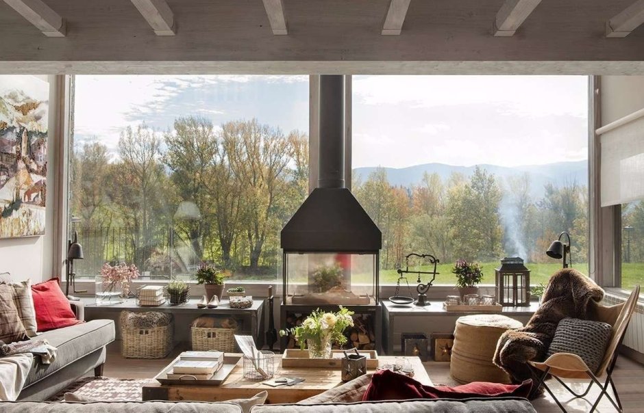 Уютный дом с панорамными окнами
