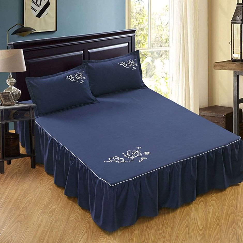 Покрывало на кровать синего цвета
