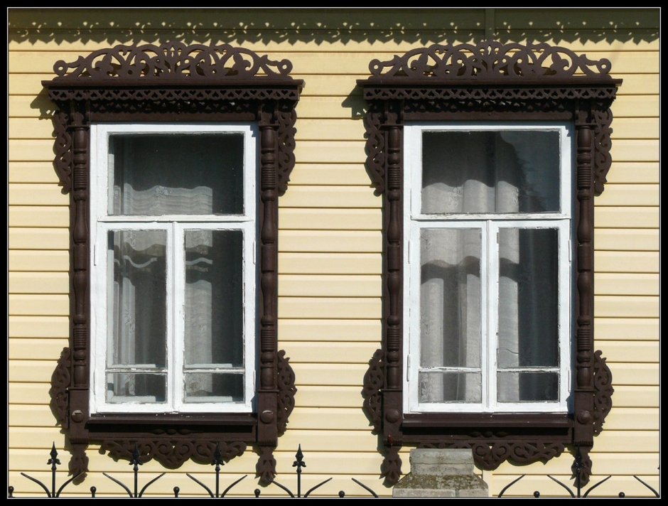 Декоративные наличники на окна