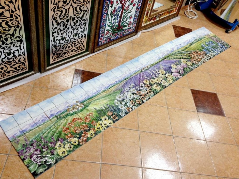Керамическая плитка с цветами