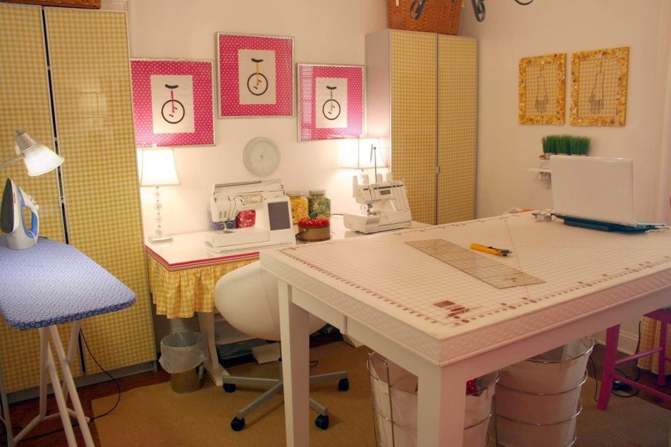 Швейные столы для домашней мастерской