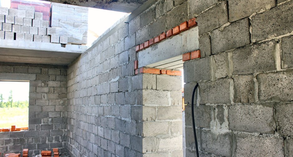 Керамзитобетонные стены из керамзитобетонных блоков