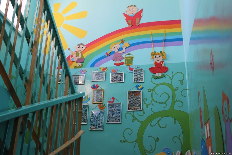 Украшение зала в детском саду