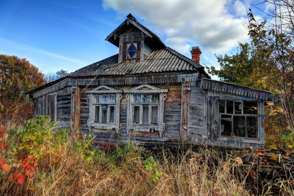 Старый деревянный дом