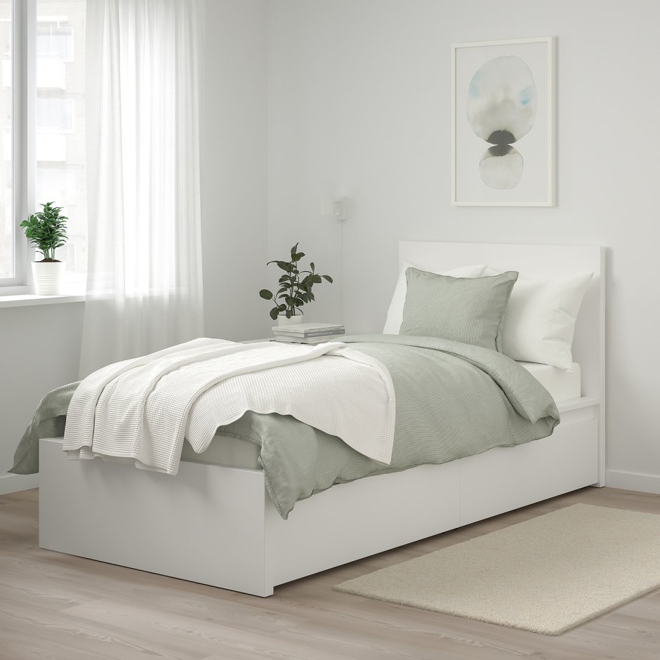 Кровать Malm ikea
