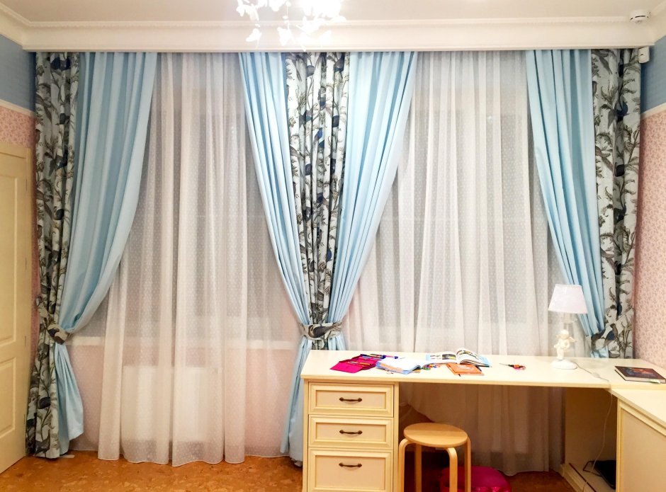 Жесткий ламбрекен
