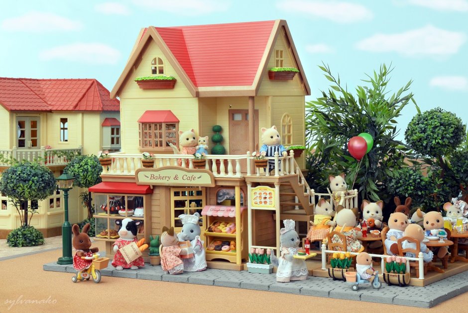 Sylvanian Families.Deluxe Village House