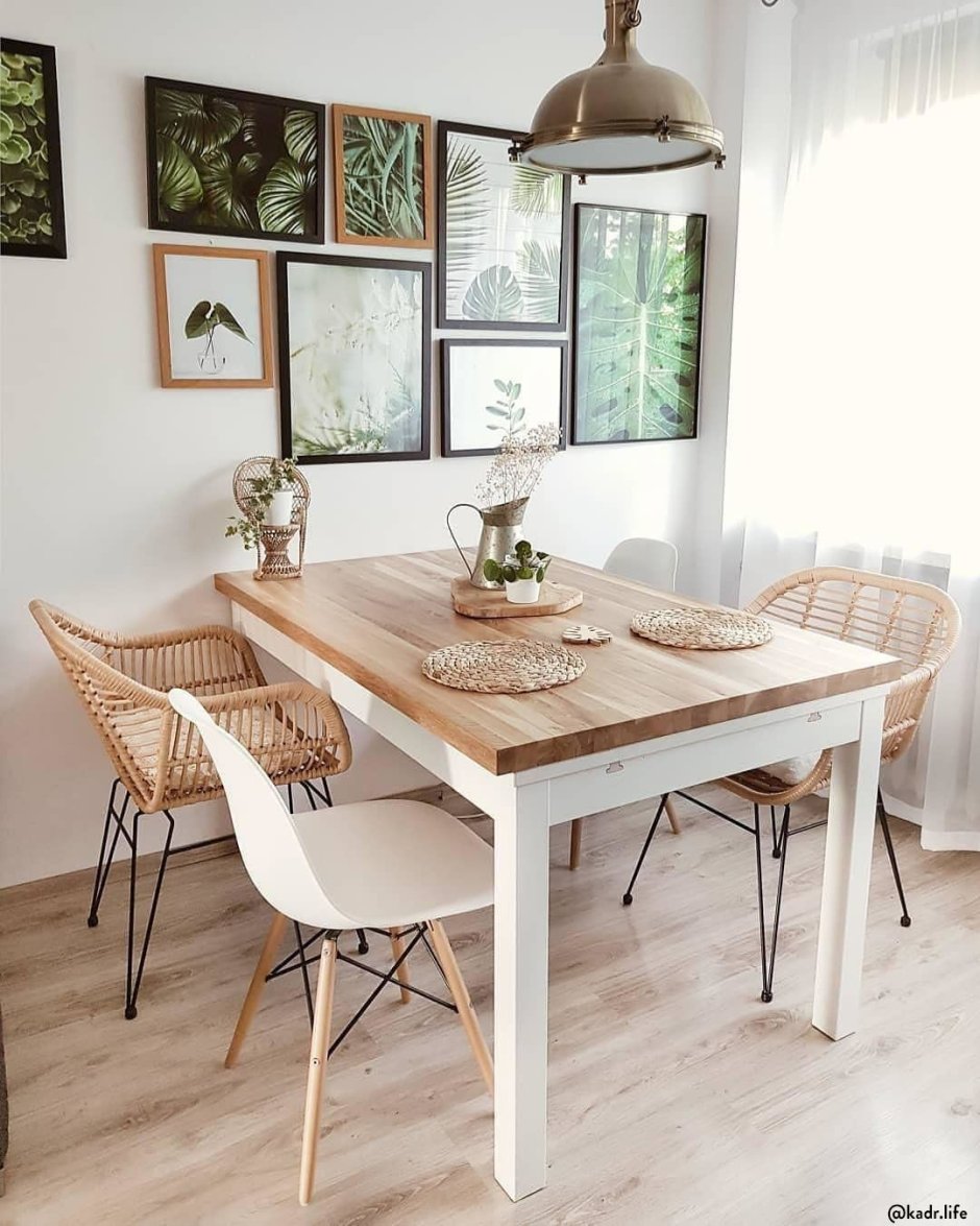 Стол Eero Saarinen Style Tulip Table на 1000