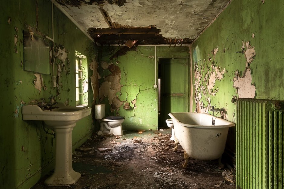 Старая ванная комната