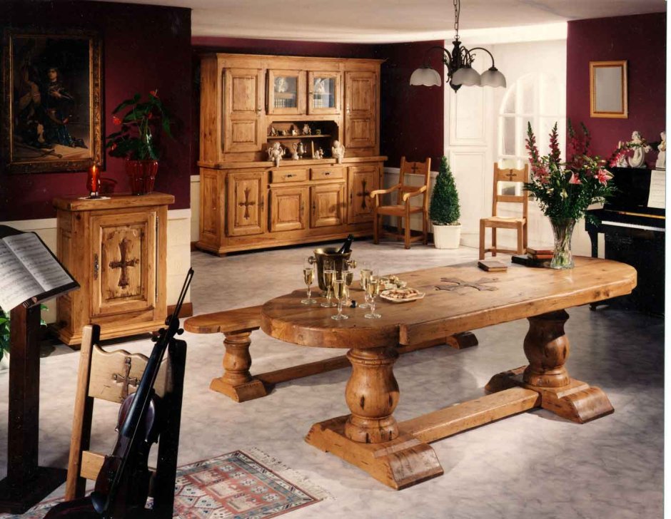 Красивая деревянная мебель