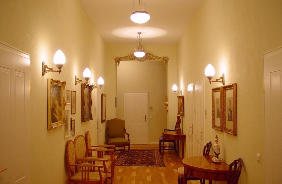 Светильник в коридор потолочный