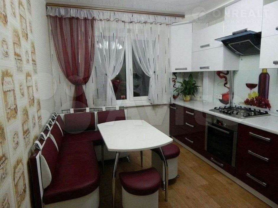 Недорогой интерьер кухни