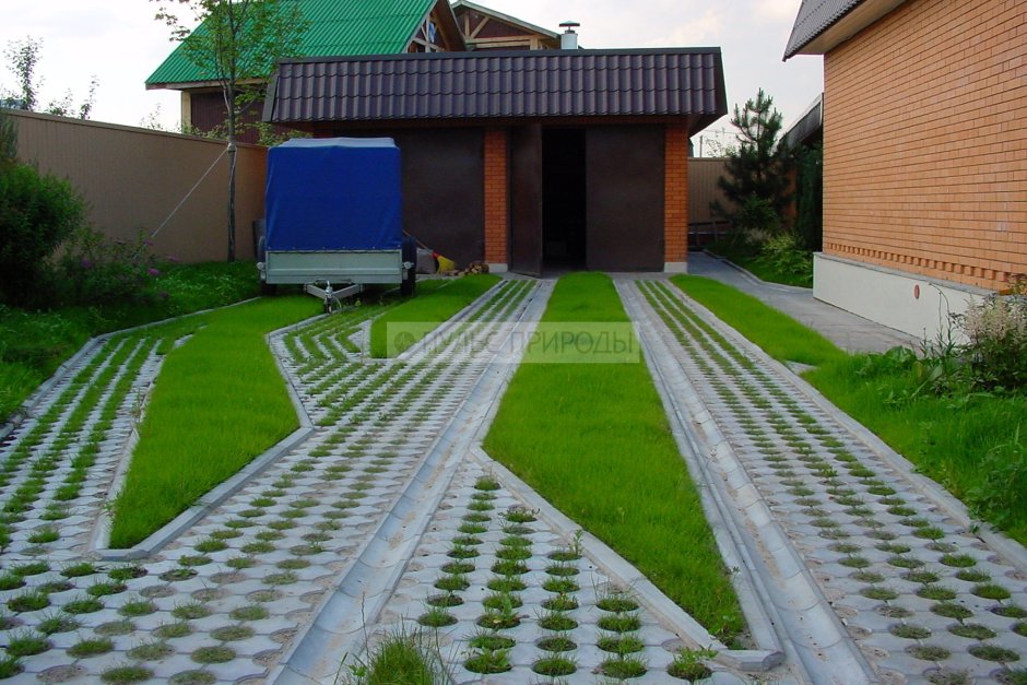 Площадка из тротуарной плитки