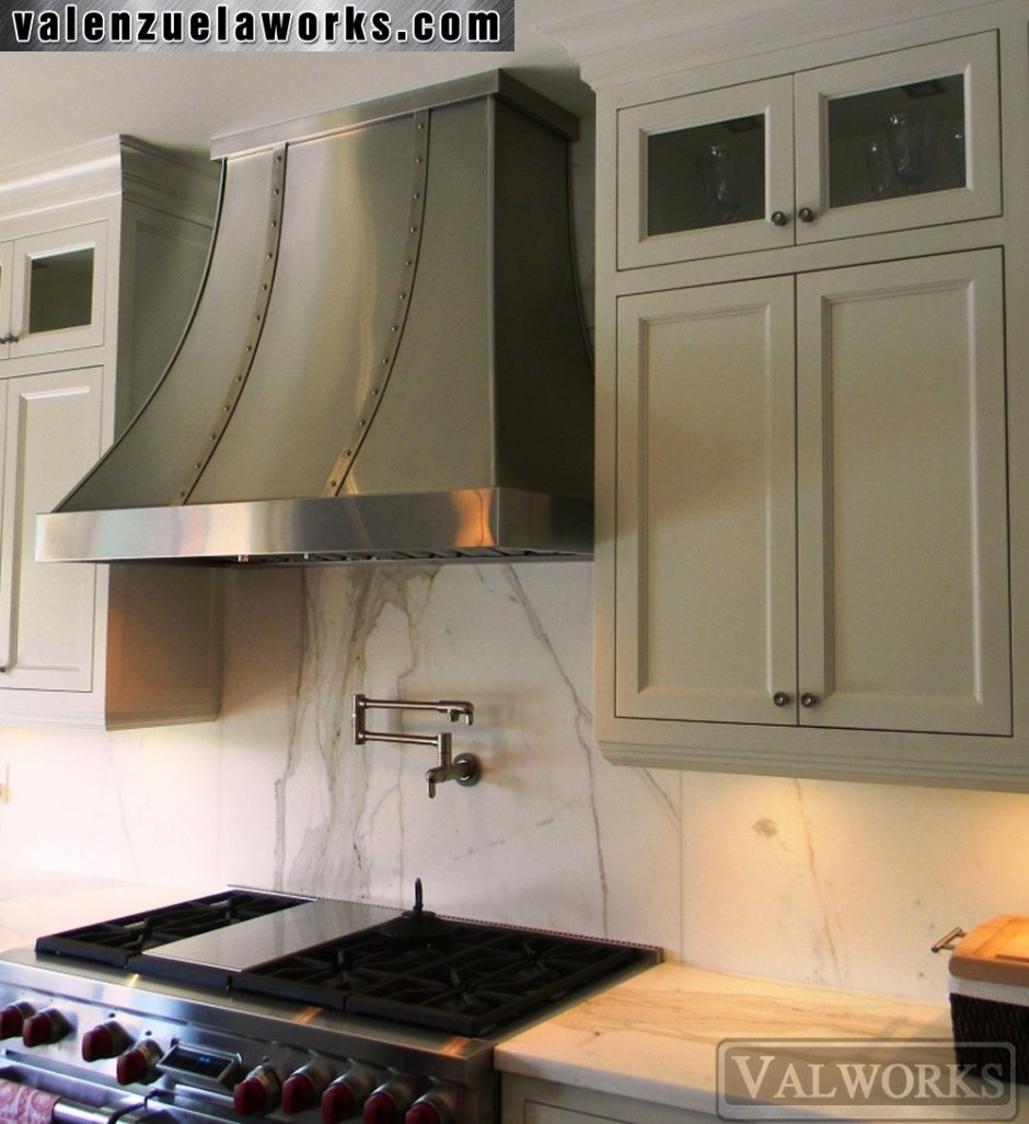 Кухонная вытяжка Гранд Kitchen Appliances