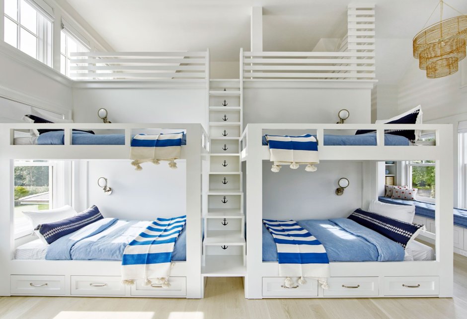 Двухэтажная кровать со шкафчиками