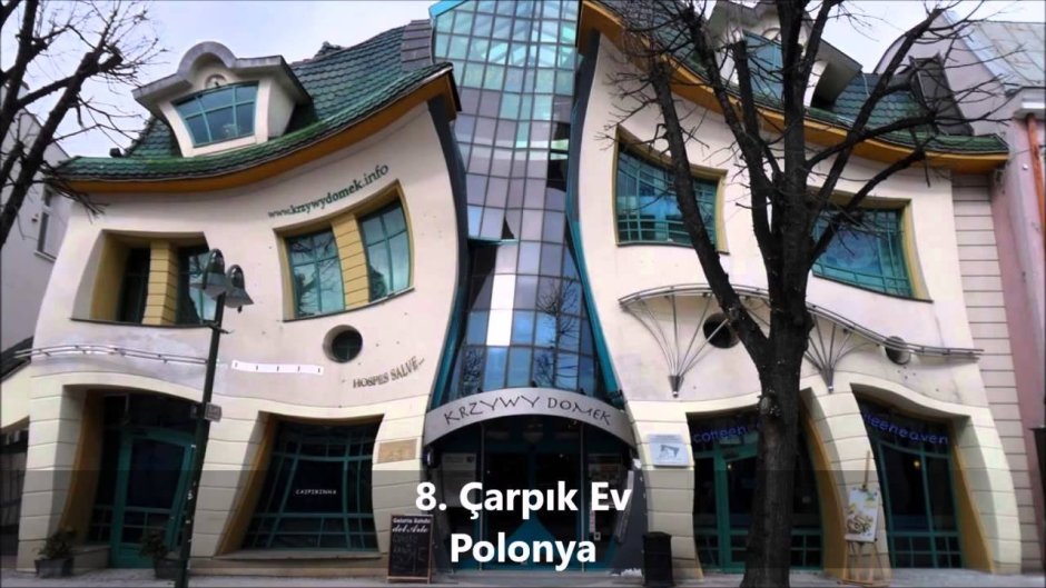 . 2 Горбатый дом (the Crooked House). Сопот, Польш