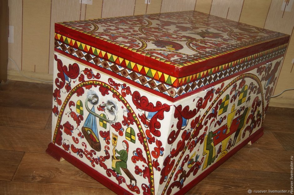 Сундук под старину
