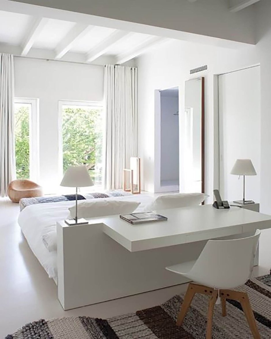 Спальня с робочим место