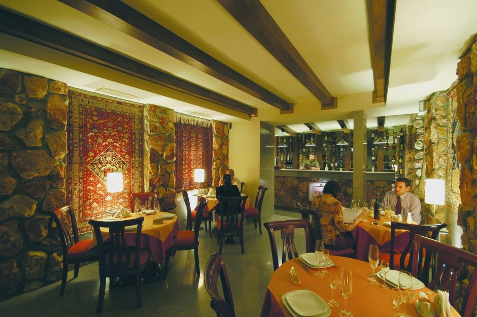 Zanazan Restaurant, Армения Ереван