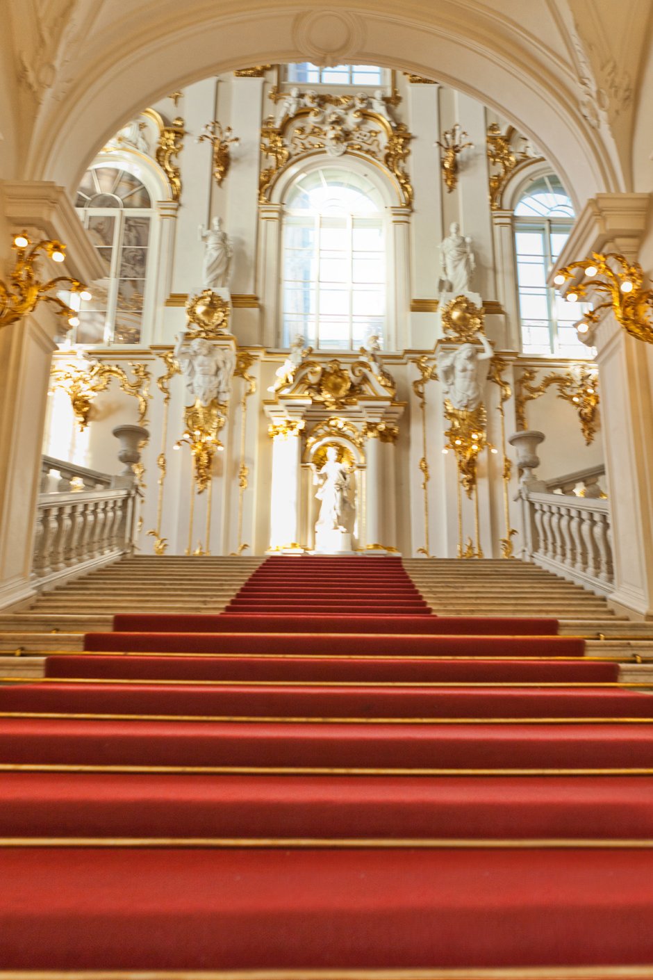 Стасовская лестница Екатерининского дворца