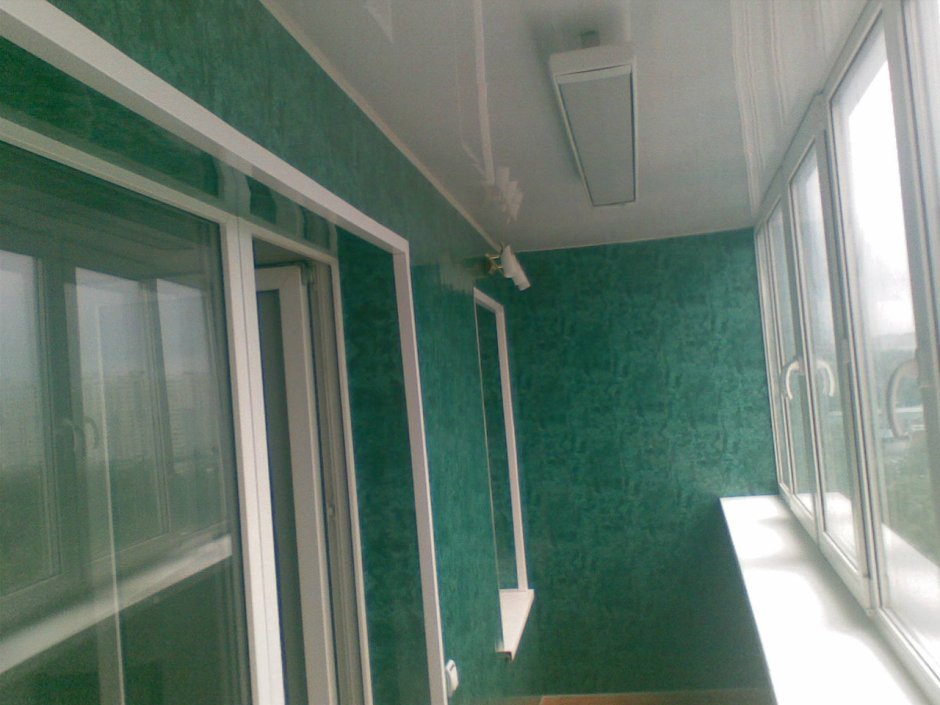 Монтаж панелей ПВХ на потолок на балконе