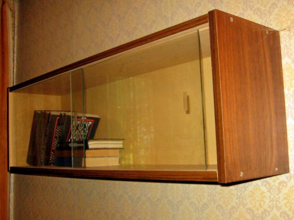 Советские полки со стеклом