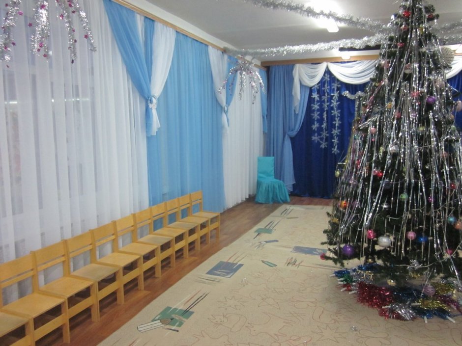 Украшение зала к новому году в детском саду