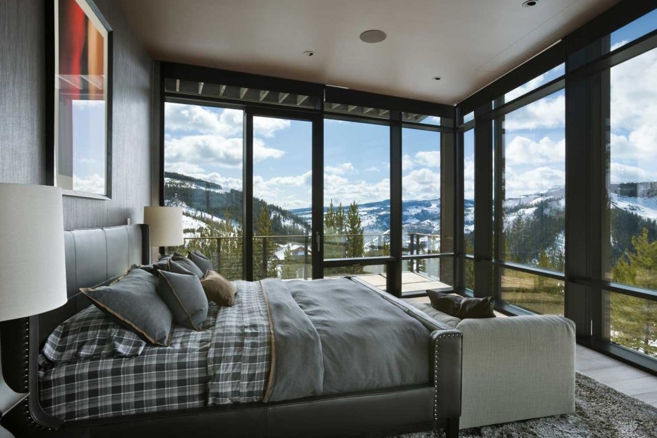 Спальня с панорамными окнами