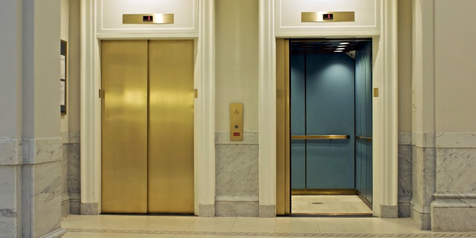 Лифтовые двери