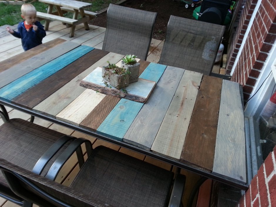 DIY Patio Table Wood