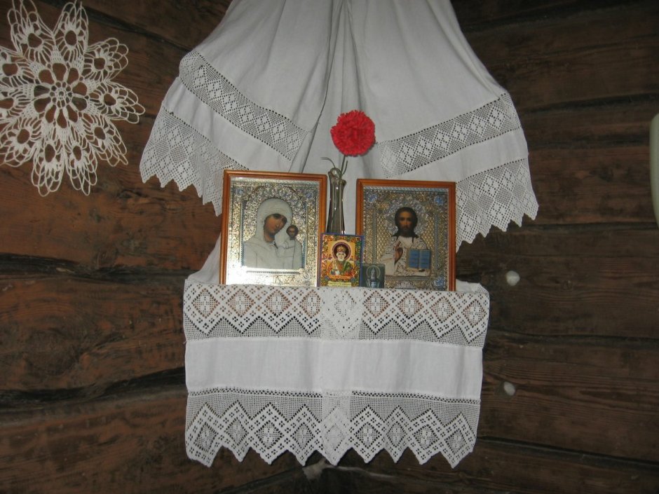 Икона в избе