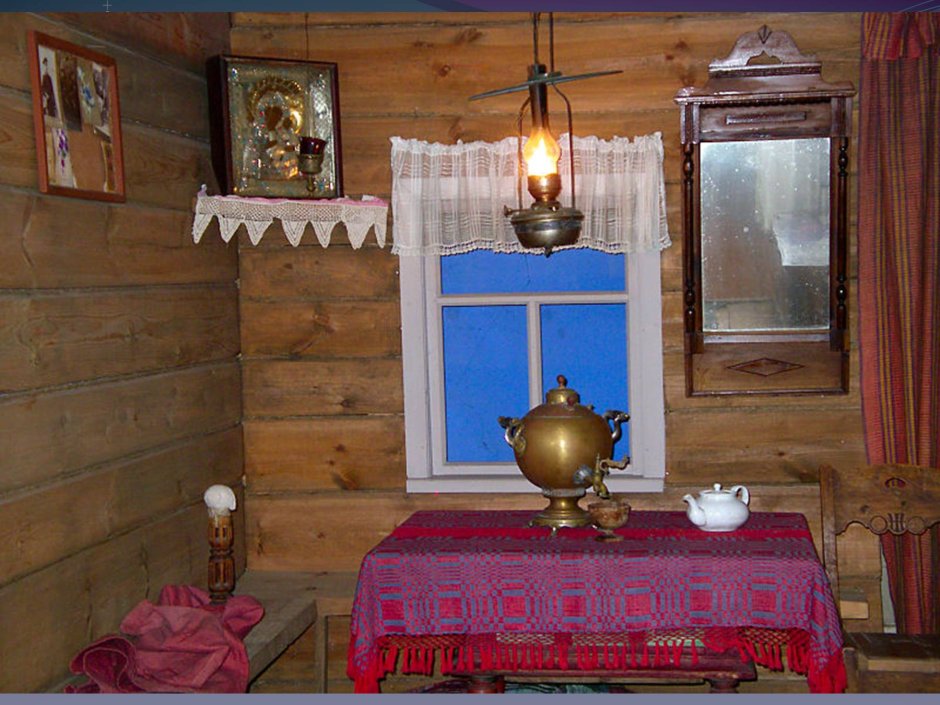 Лампада в избе