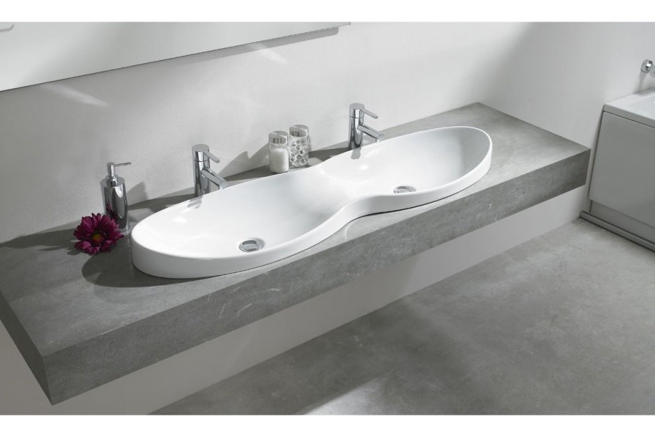Cabinet under the washbasin