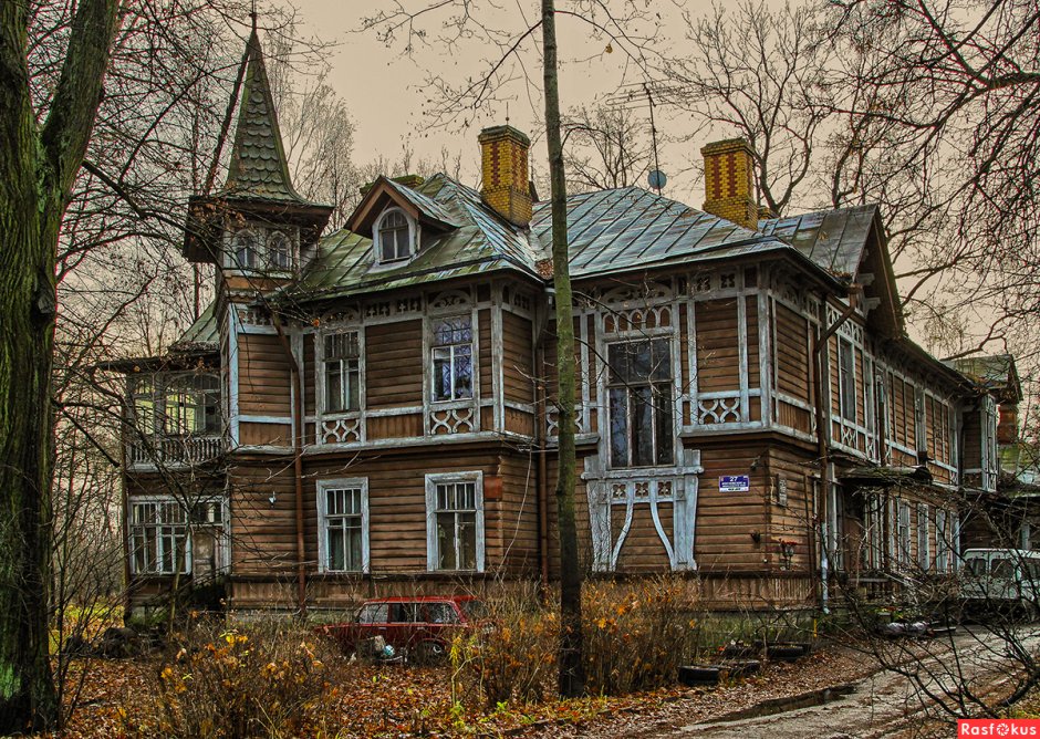 Дом Пушкина в городе Пушкин