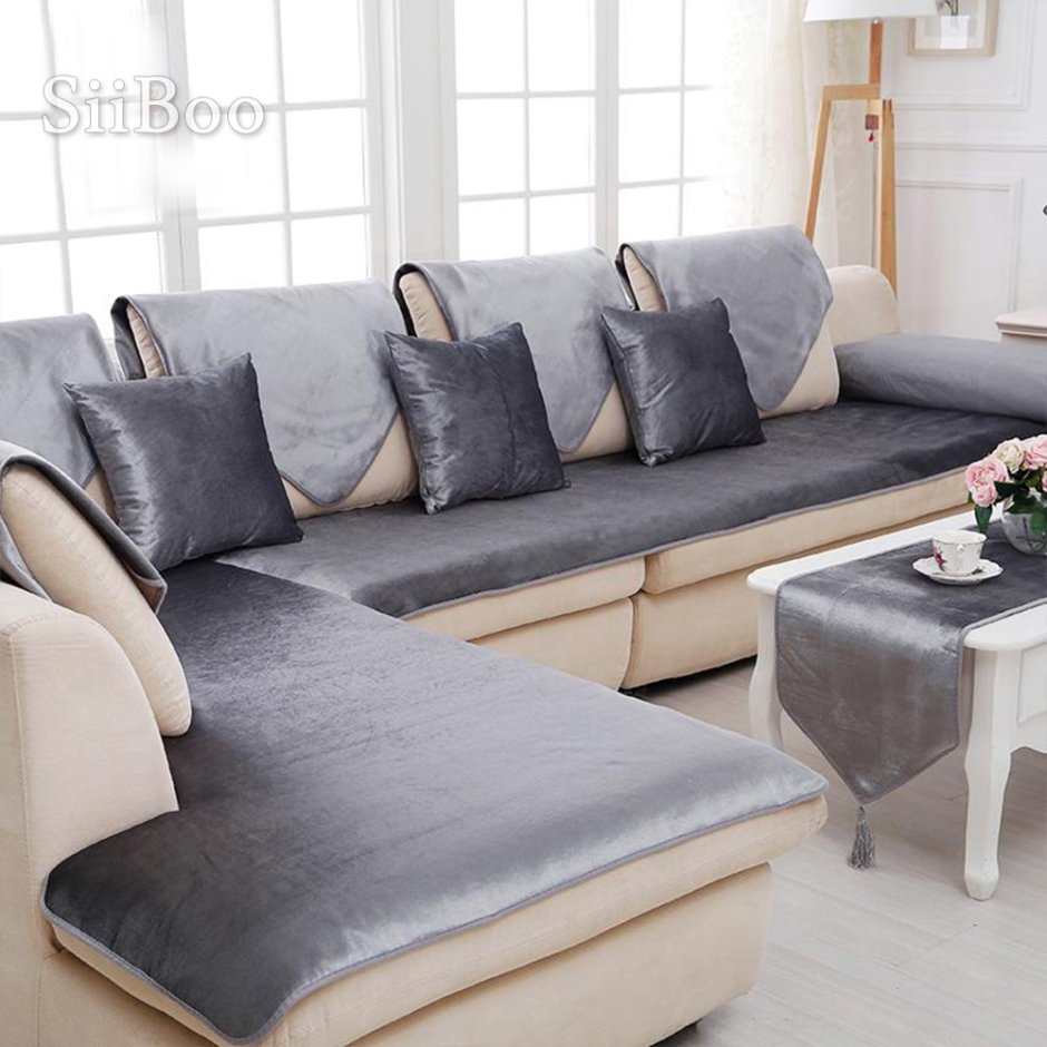 Серый чехол на трехместный диван