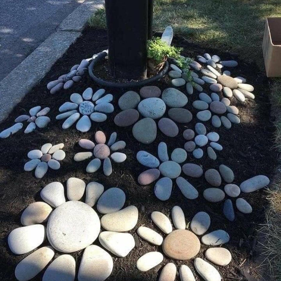 Клумба из камней