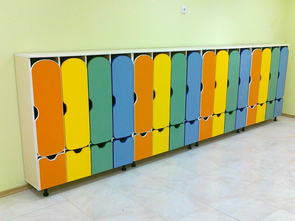 Детский шкаф в детский сад