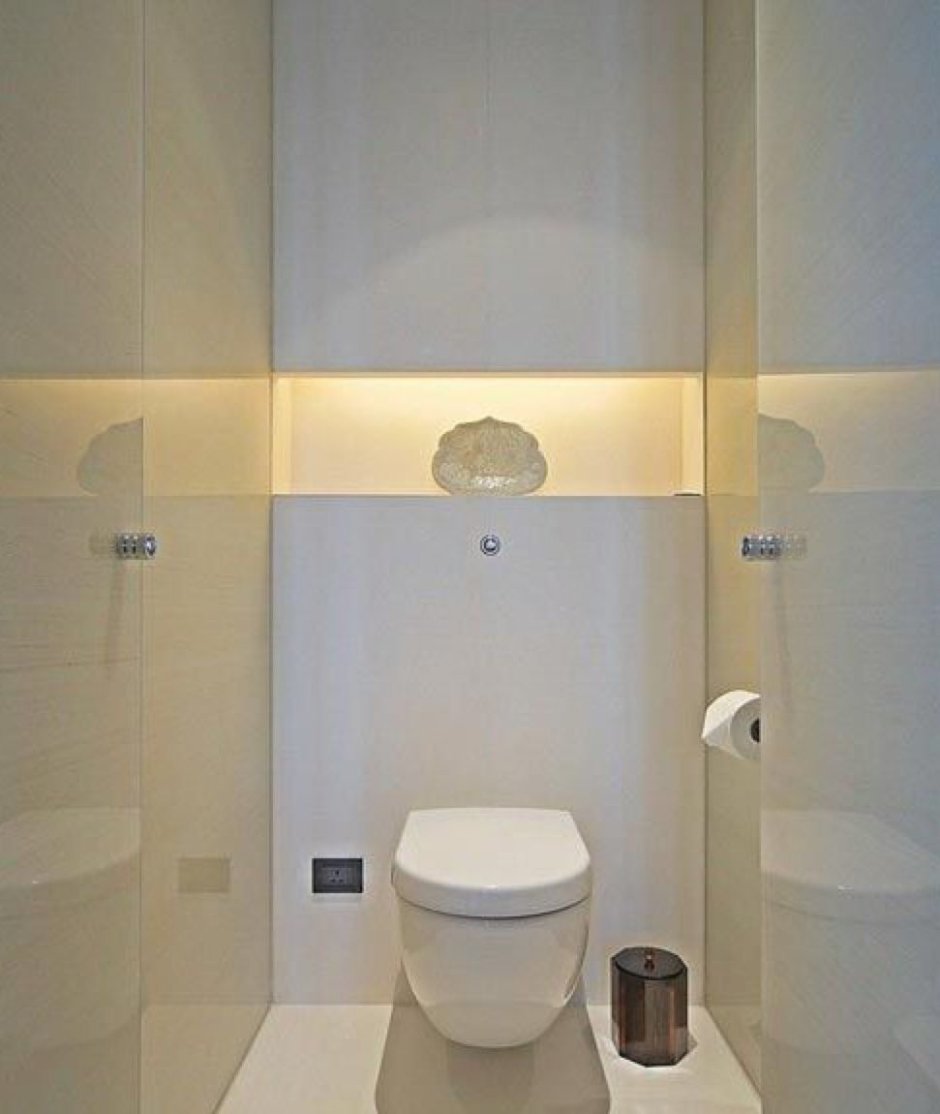 Унитаз на лестнице