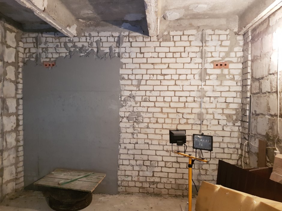 Штукатурка стен в гараже