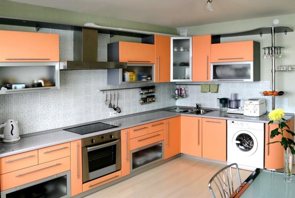 Кухня в стиле Прованс персикового цвета