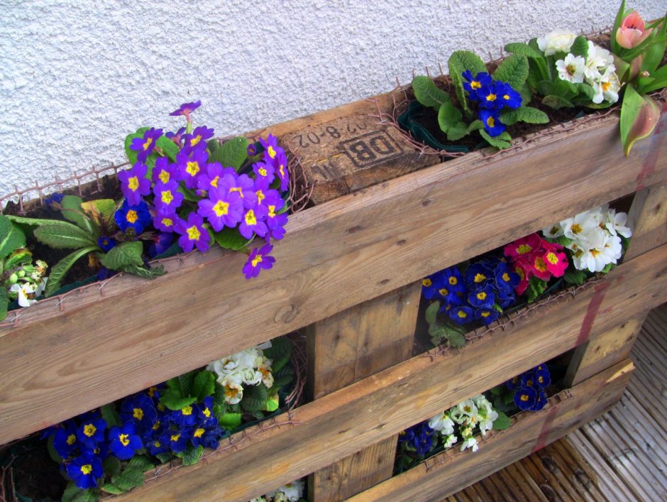 Ящики для цветов из поддонов