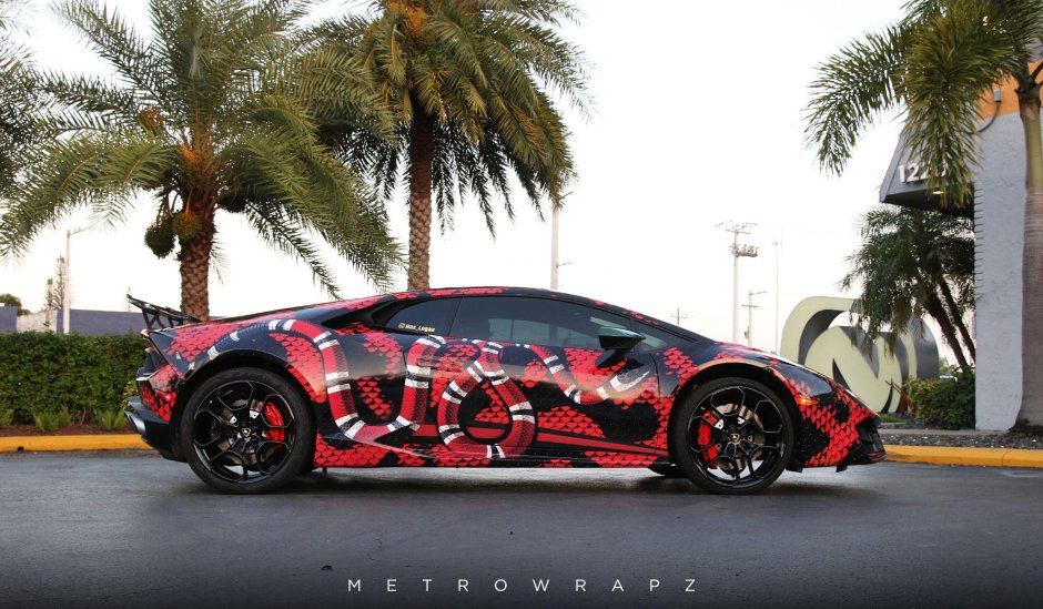 Lamborghini Huracan Performance Red
